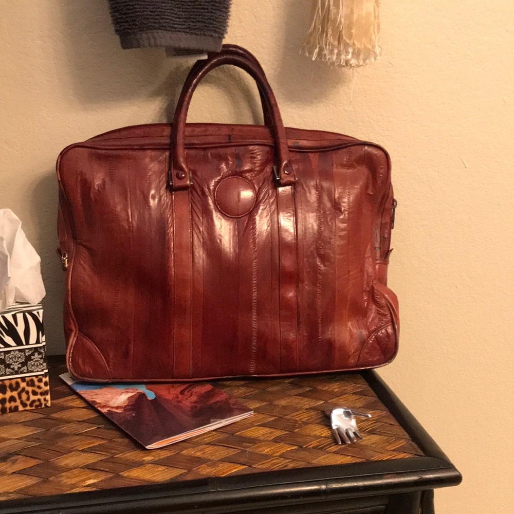 Men's Burgundy leather purse or laptop